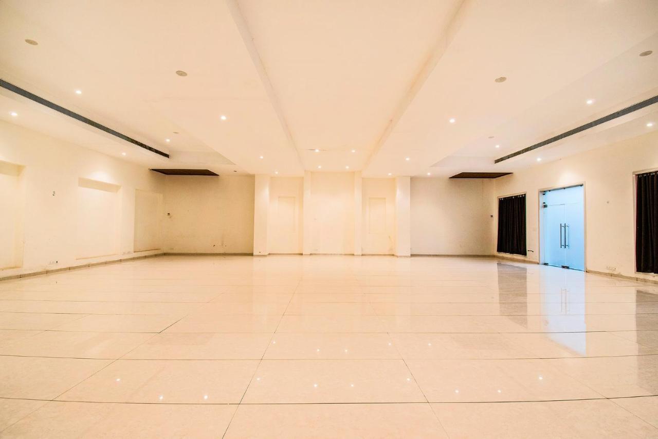 Fabhotel Amrit Greens Indore Airport Zewnętrze zdjęcie