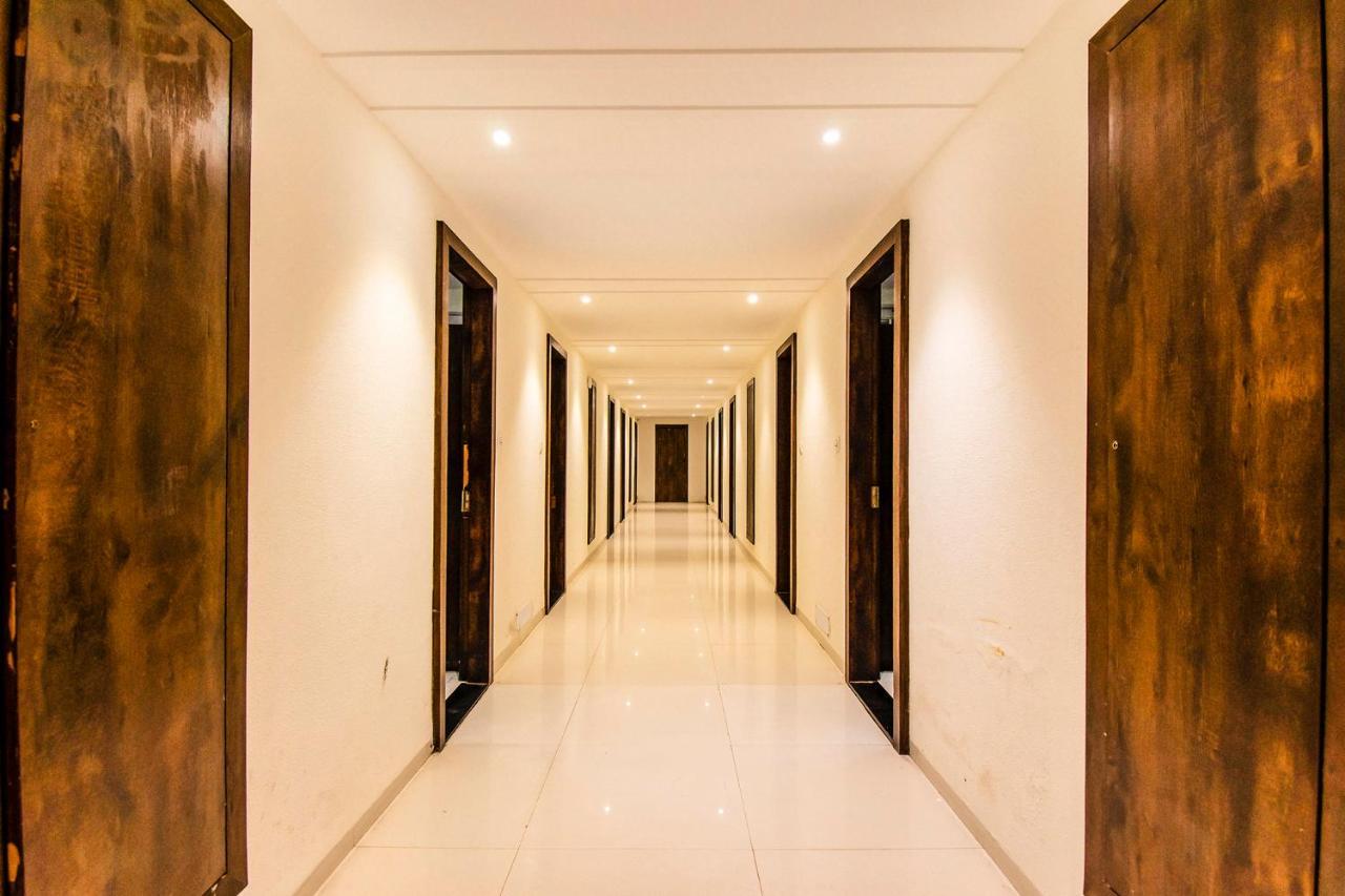 Fabhotel Amrit Greens Indore Airport Zewnętrze zdjęcie